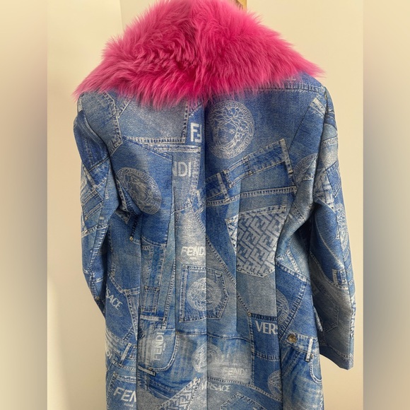 Rare Runway Fendace Medusa head Zucca monogram Denim Jacket faux fur attachment - Picture 4 of 16